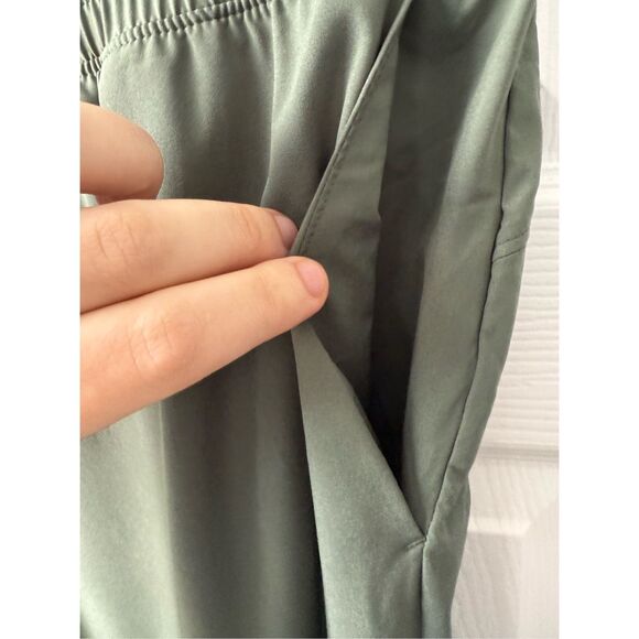 GAP Women's Olive Green Joggers - Picture 2 of 4